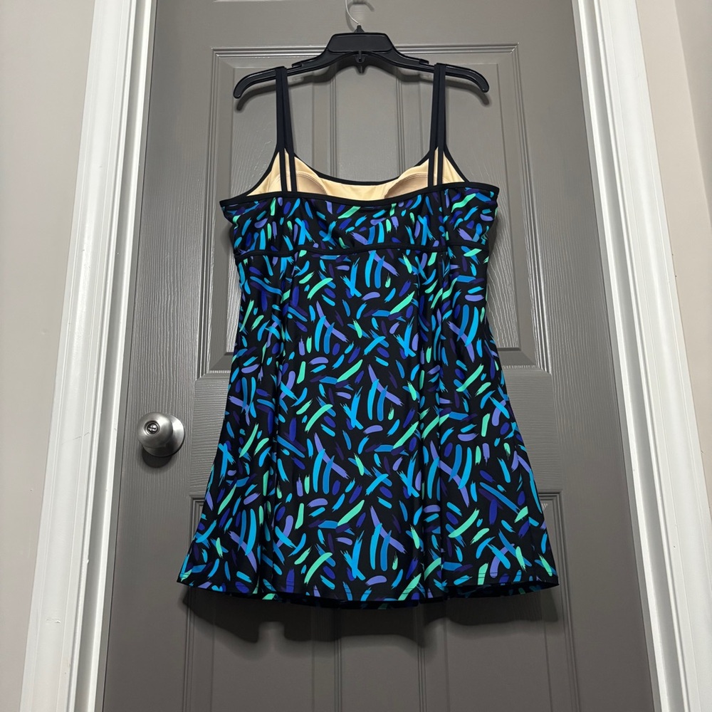 Beach Belle Swim Dress One Piece Plus Size 24 Black Multi - Picture 13 of 13